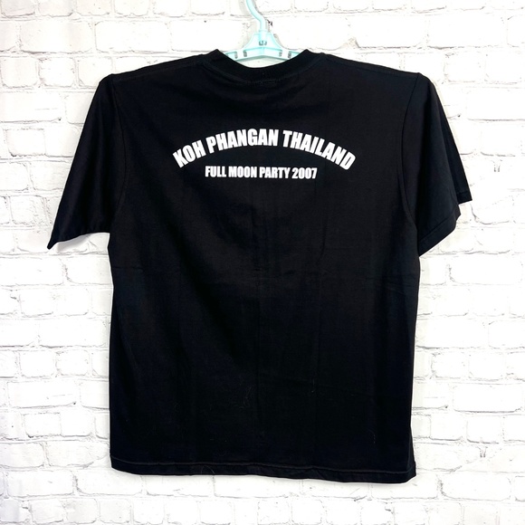 |•KISSMOON SHOP•| 'Has Anybody Seen My Shoes?' Vintage Black T-Shirt Size Large - Picture 2 of 9